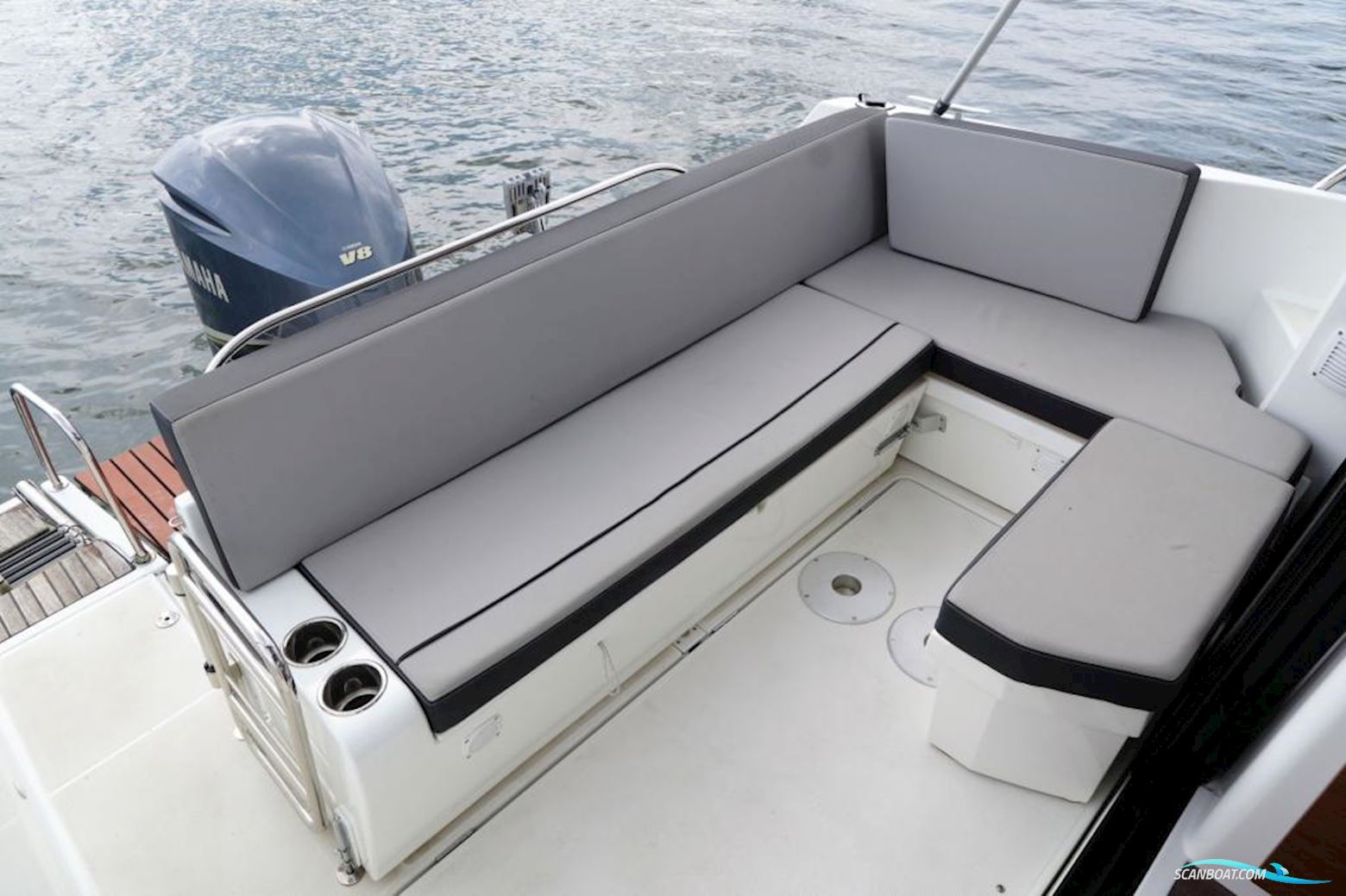 Jeanneau Merry Fisher 895