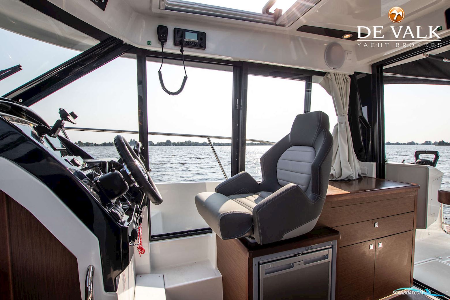 Jeanneau Merry Fisher 895