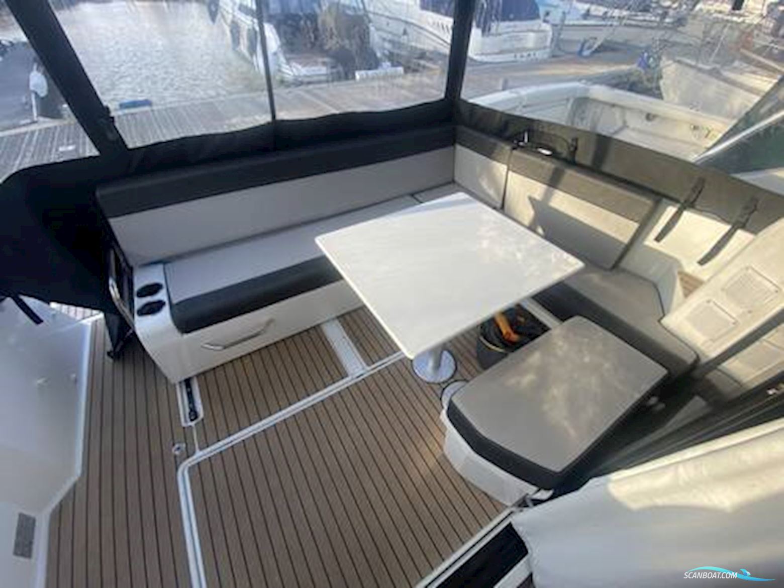 Jeanneau Merry Fisher 895