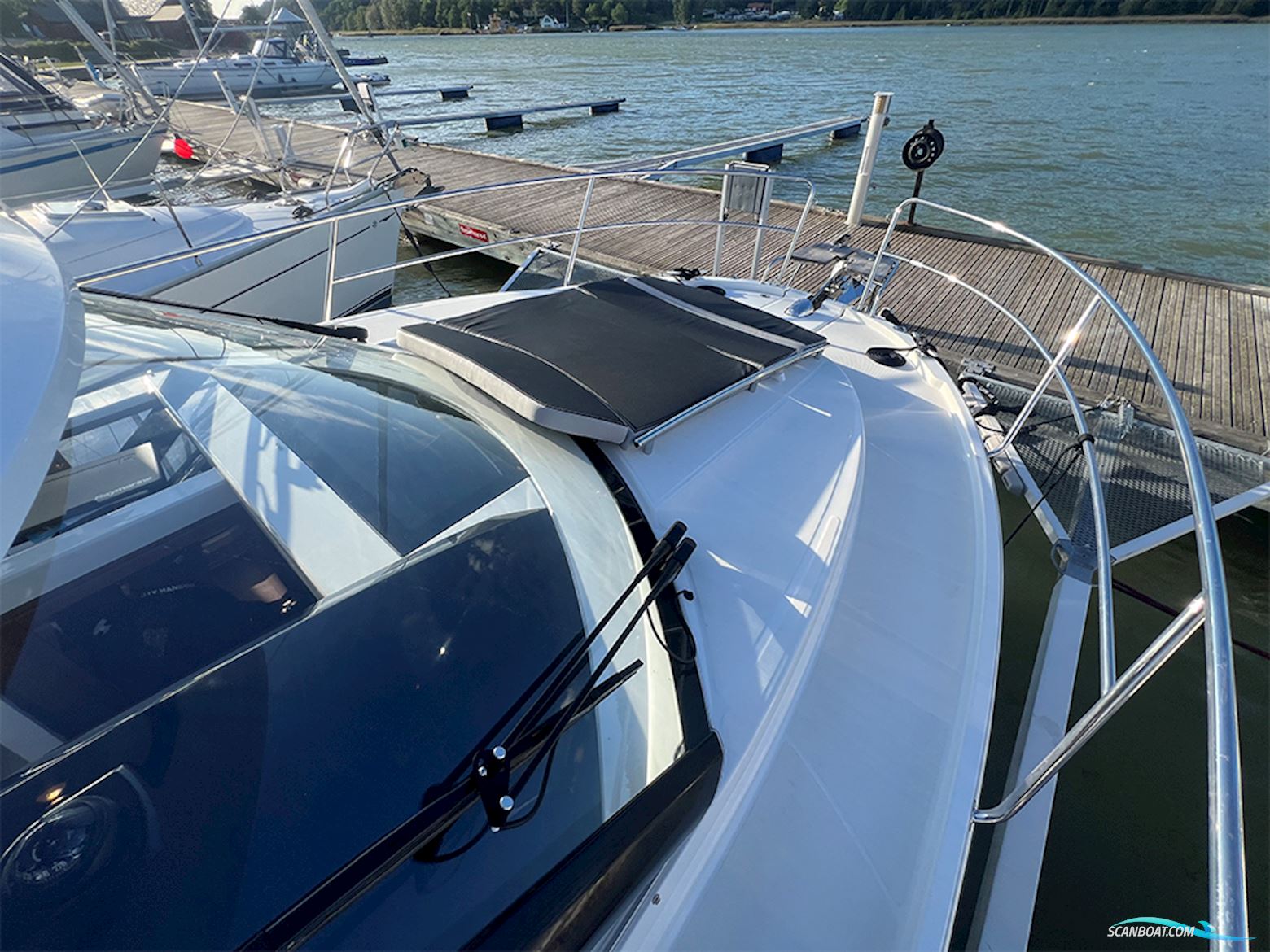 Jeanneau Merry Fisher 895