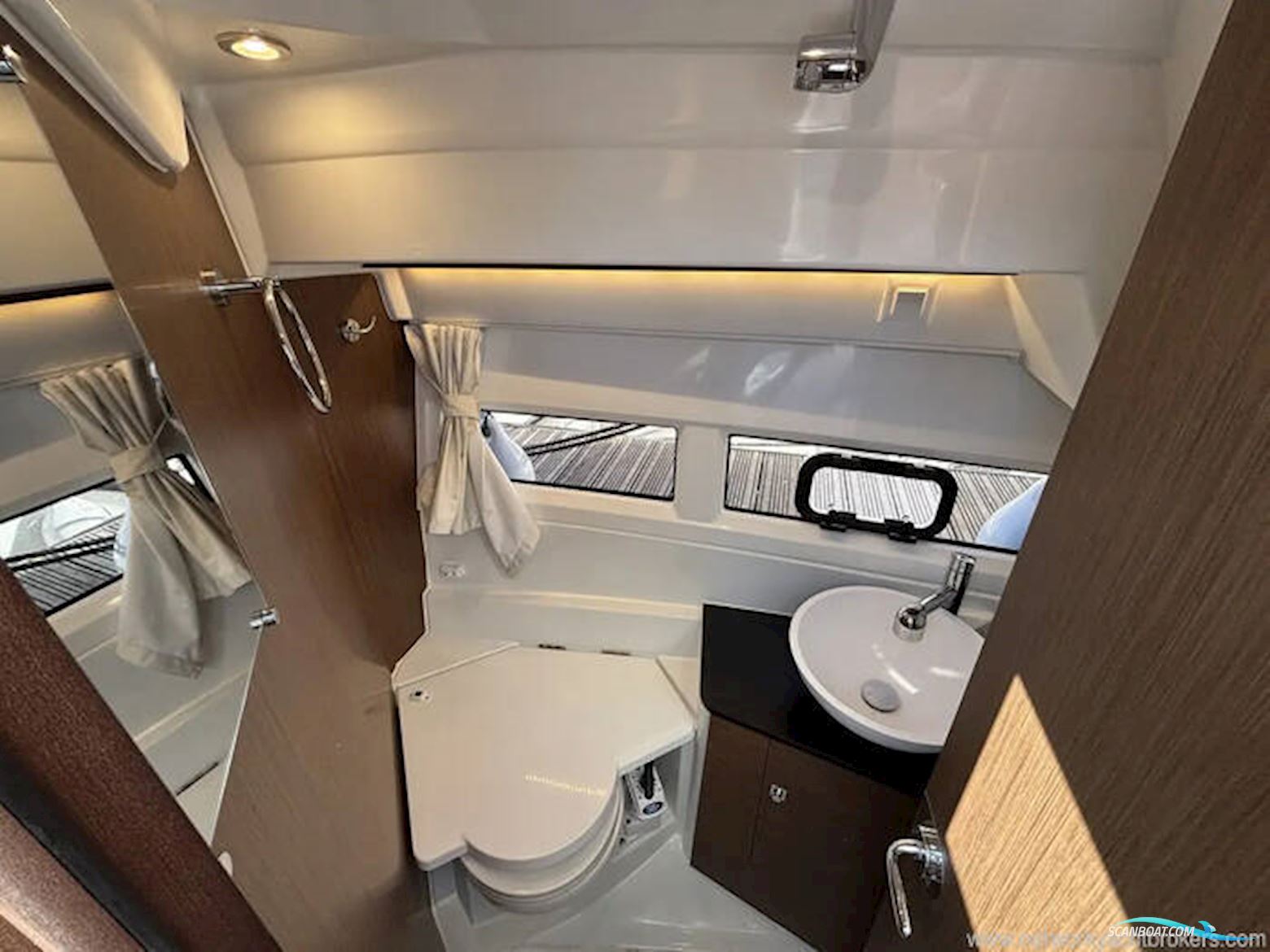 Jeanneau Merry Fisher 895