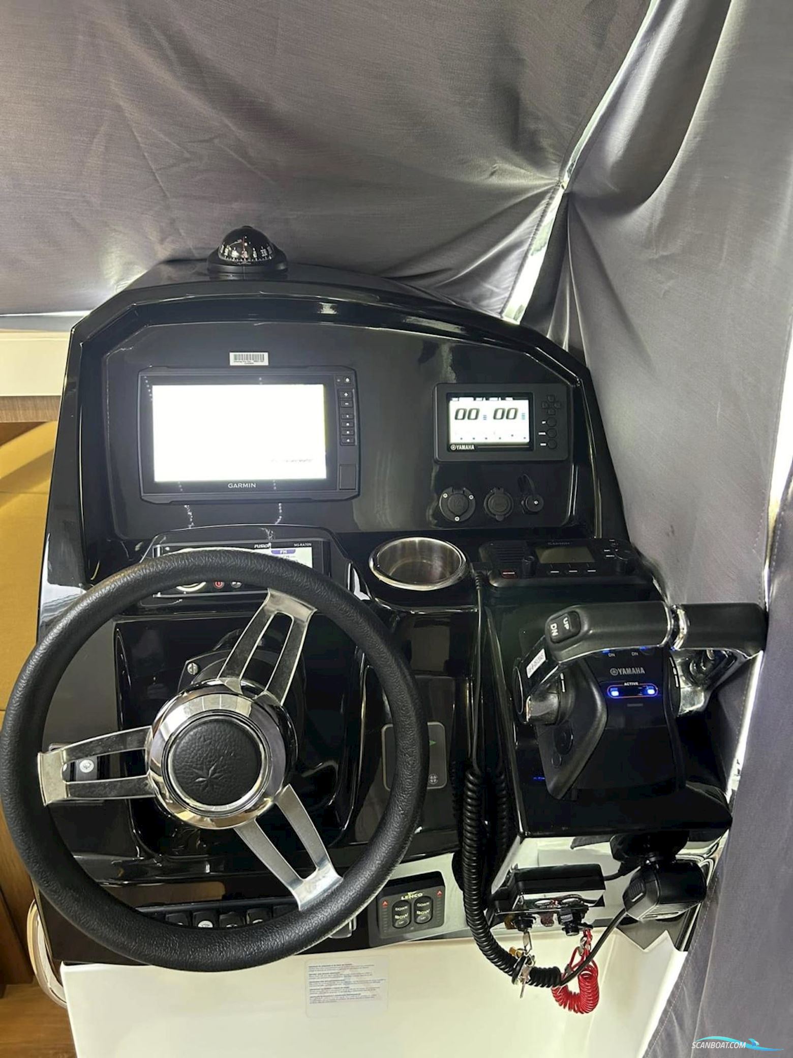 Jeanneau Merry Fisher 895