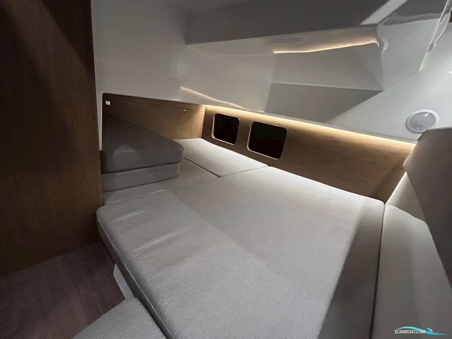 Jeanneau Merry Fisher 895