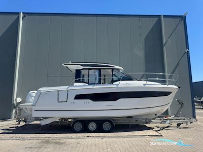 Jeanneau Merry Fisher 895 Serie 2. Dit Schip is Aanwezig op de Yamaha Stand Van Hiswa te Water 2026. Motorbåt 2027, med Yamaha motor, Holland