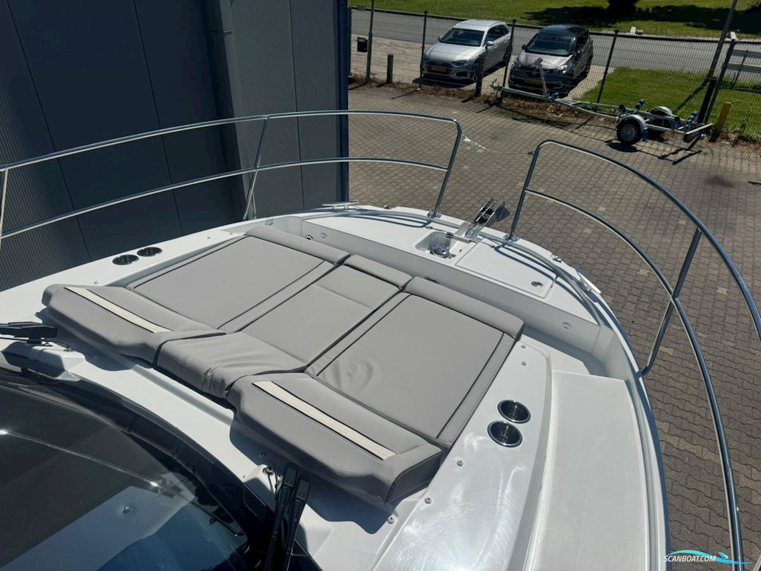 Jeanneau Merry Fisher 895 serie 2. Dit schip is aanwezig op de Yamaha stand van hiswa te water 2026.