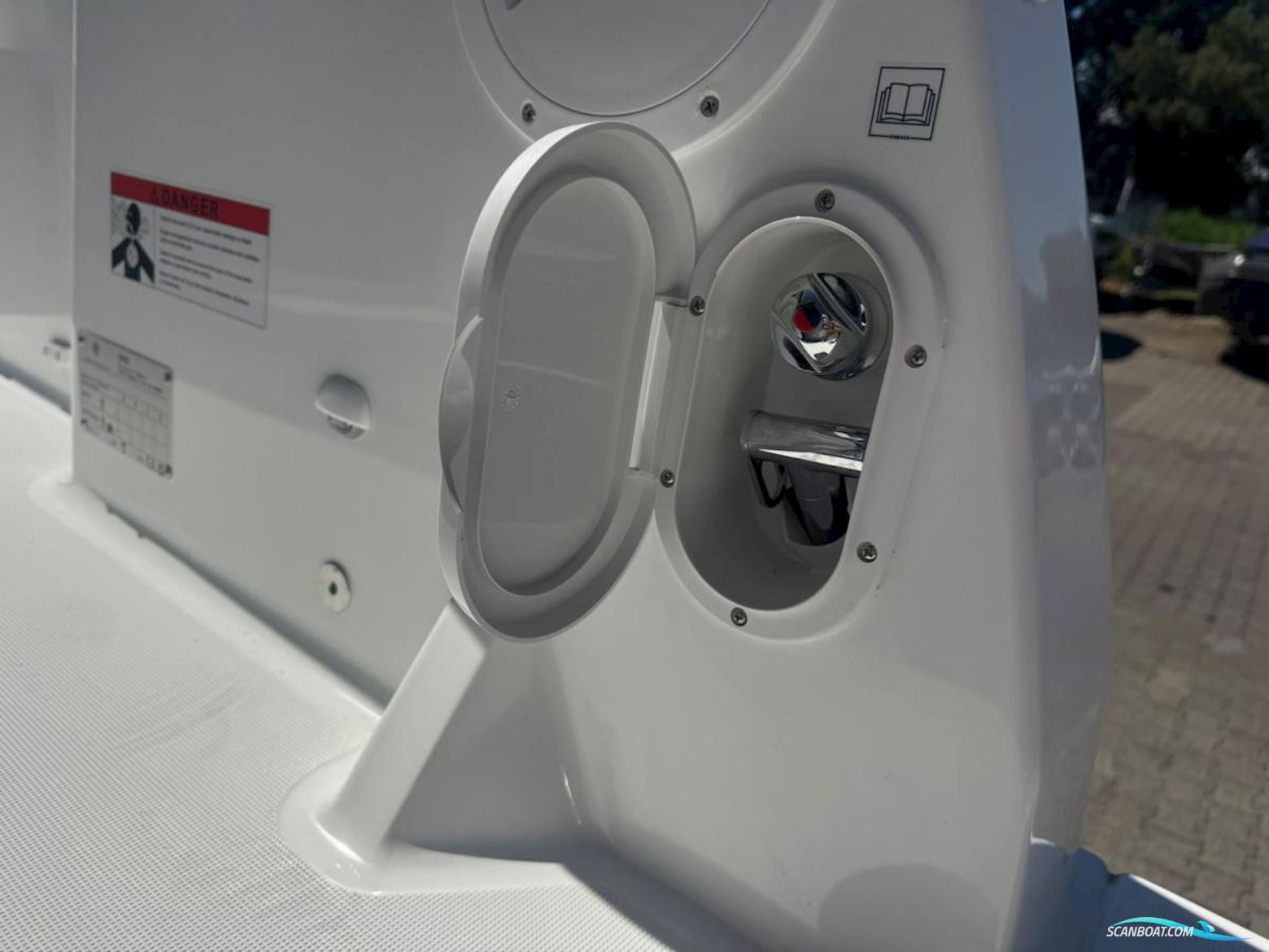 Jeanneau Merry Fisher 895 serie 2. Dit schip is aanwezig op de Yamaha stand van hiswa te water 2026.