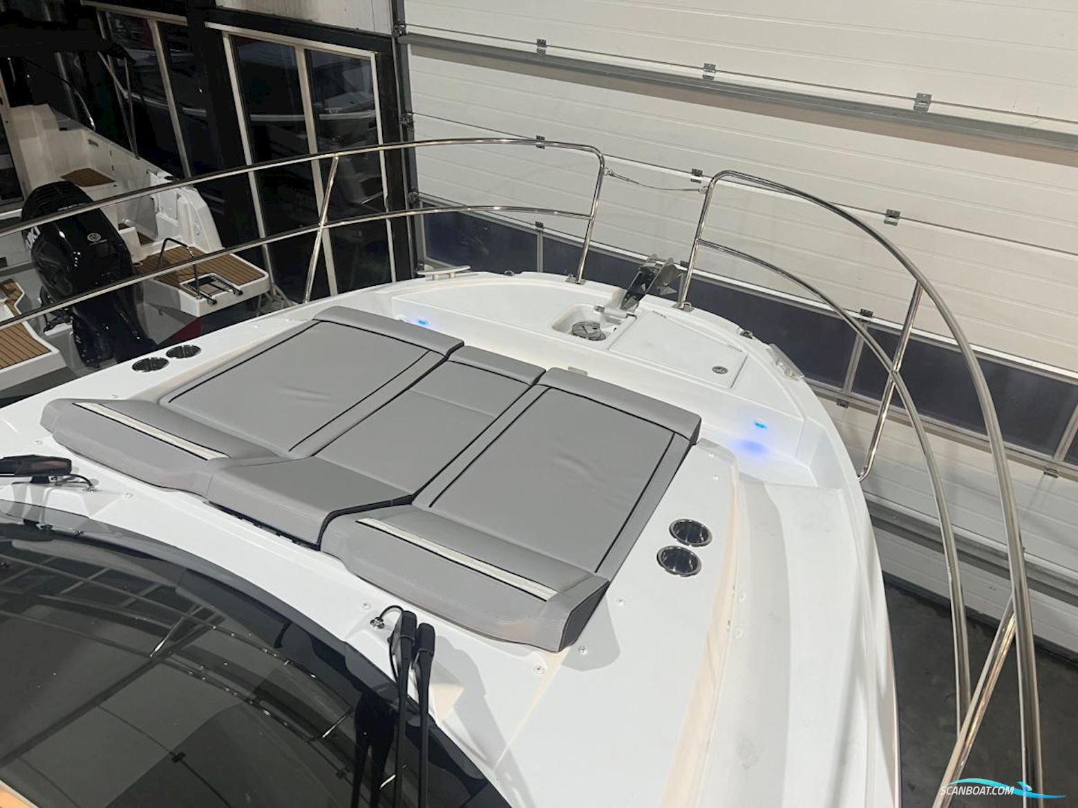 Jeanneau Merry Fisher 895 serie 2. Dit schip is aanwezig op de Yamaha stand van hiswa te water 2026.