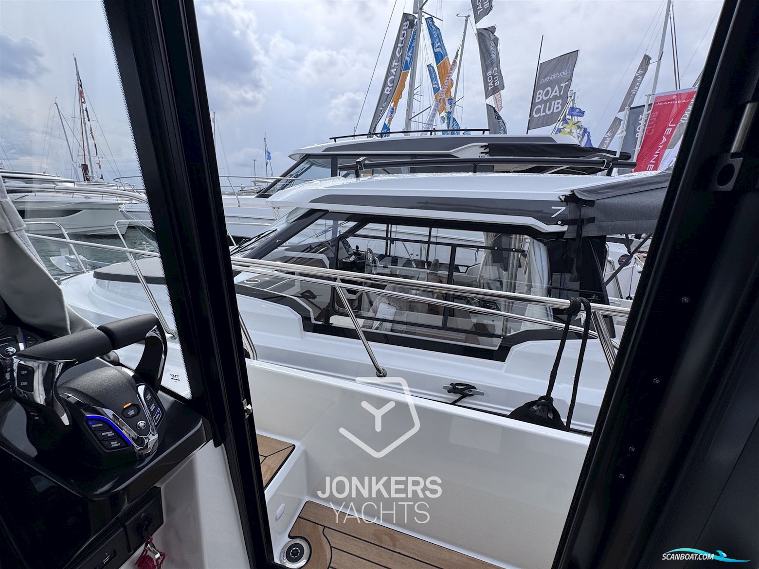 Jeanneau Merry Fisher 895 Séries 2