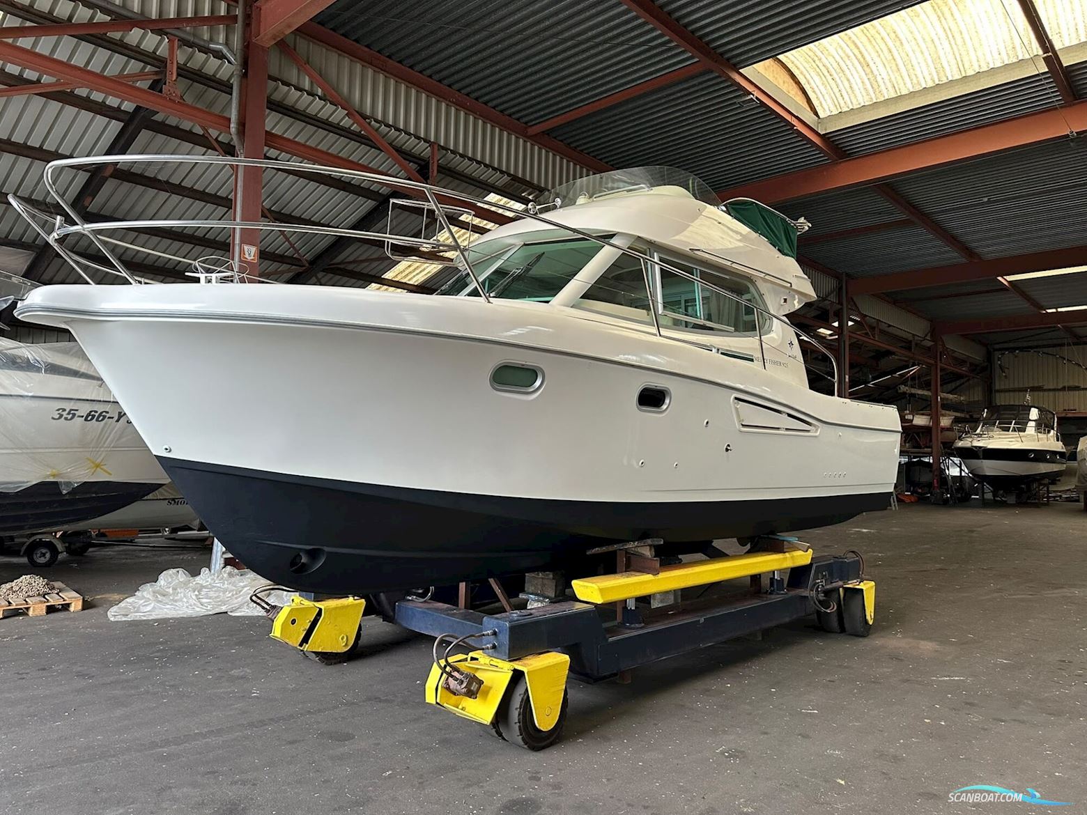 Jeanneau Merry Fisher 9.25 Flybridge
