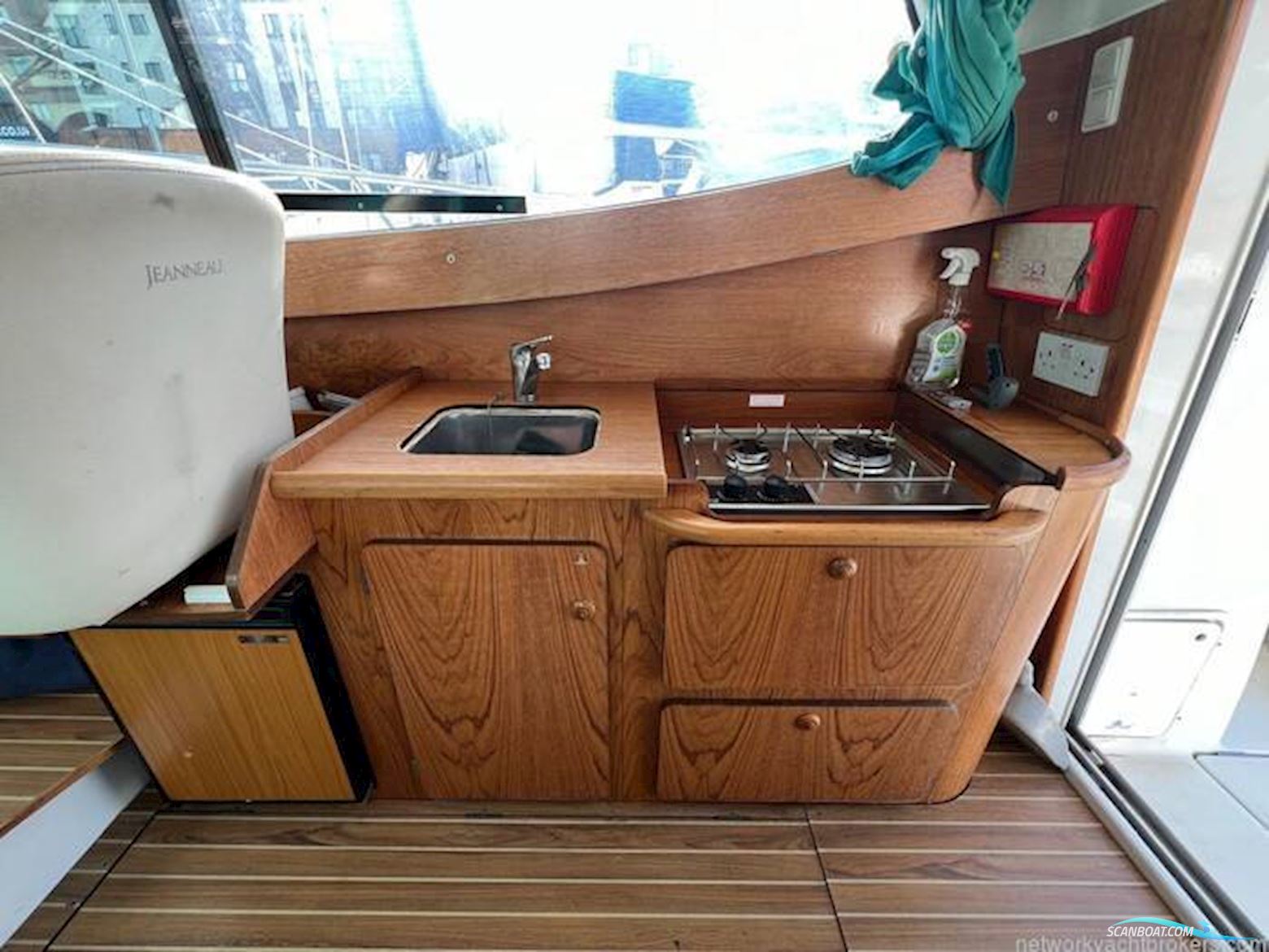 Jeanneau Merry Fisher 925