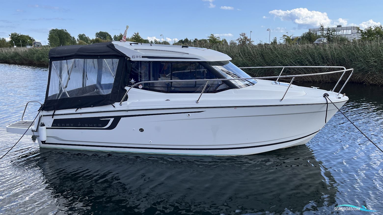 Jeanneau MF 695