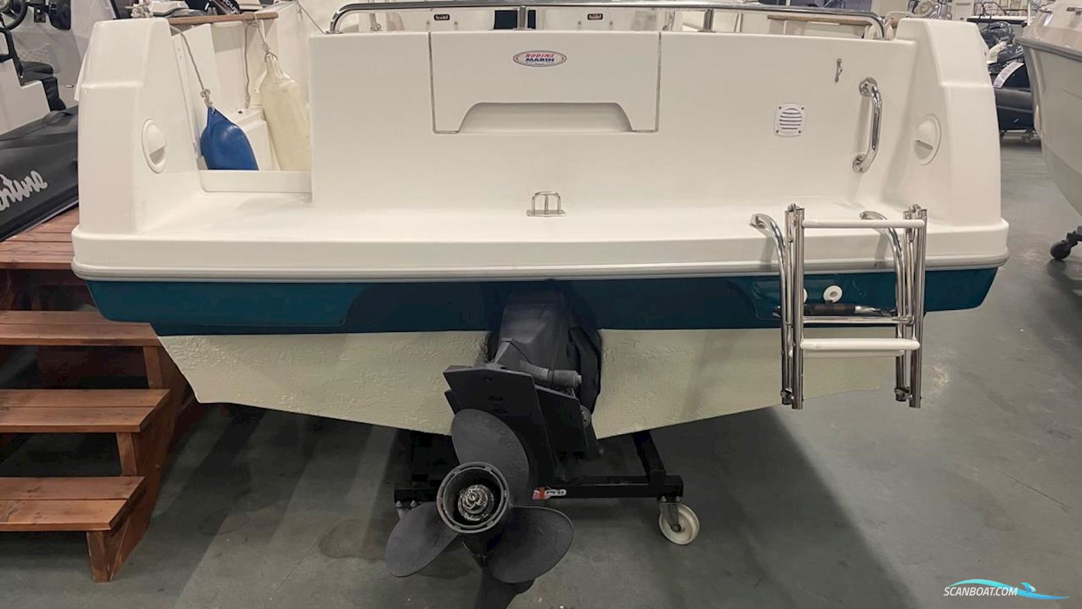 JEANNEAU MOTORBÅT 725 WA