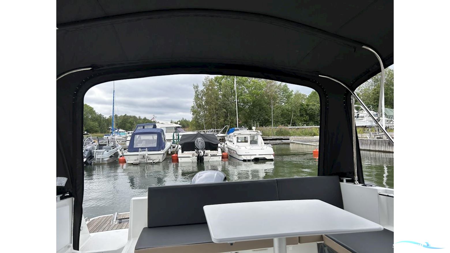 JEANNEAU MOTORBÅT 795 MERRY FISHER CABIN