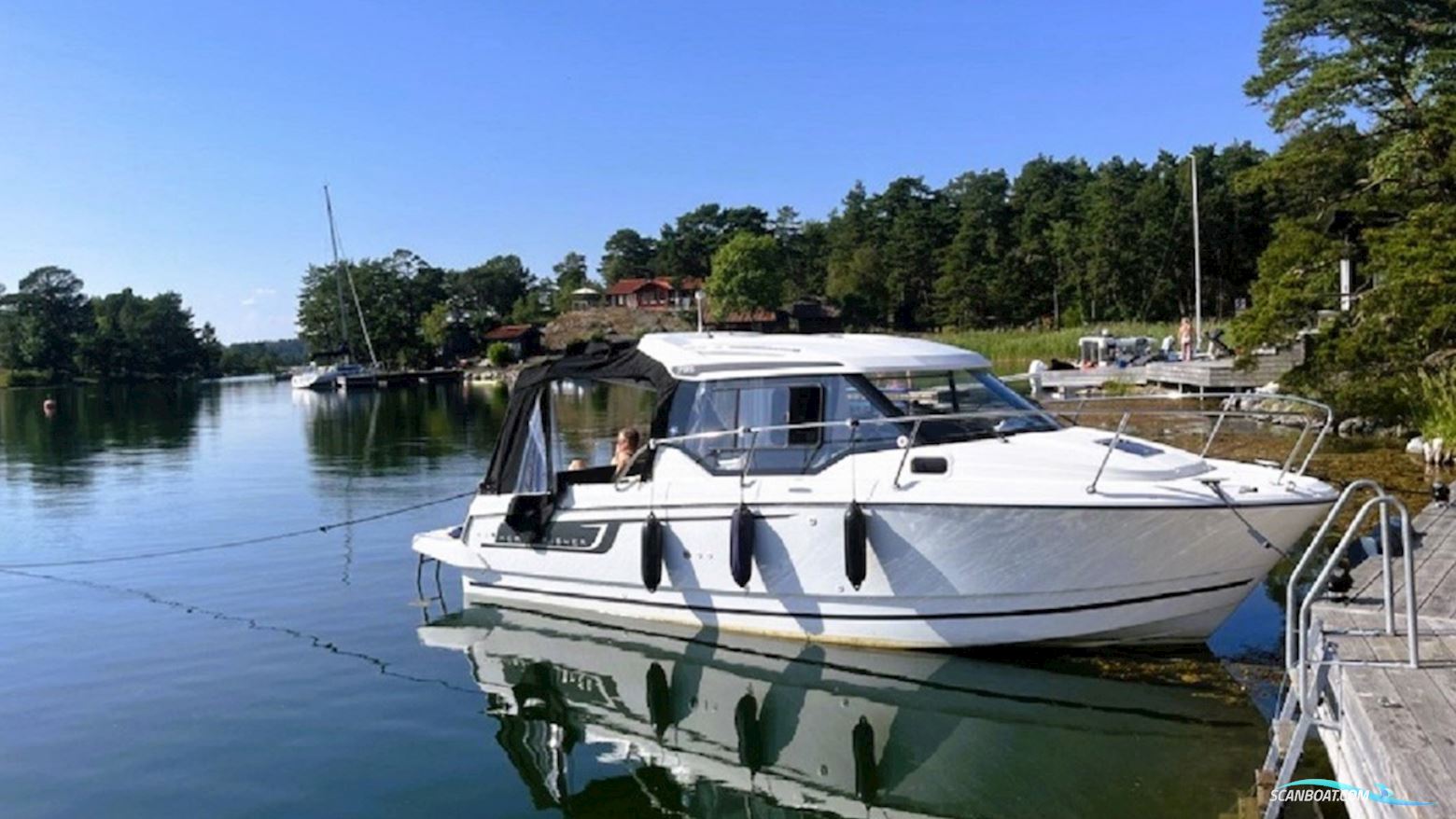 Jeanneau Motorbåt 795 Merry Fisher Cabin