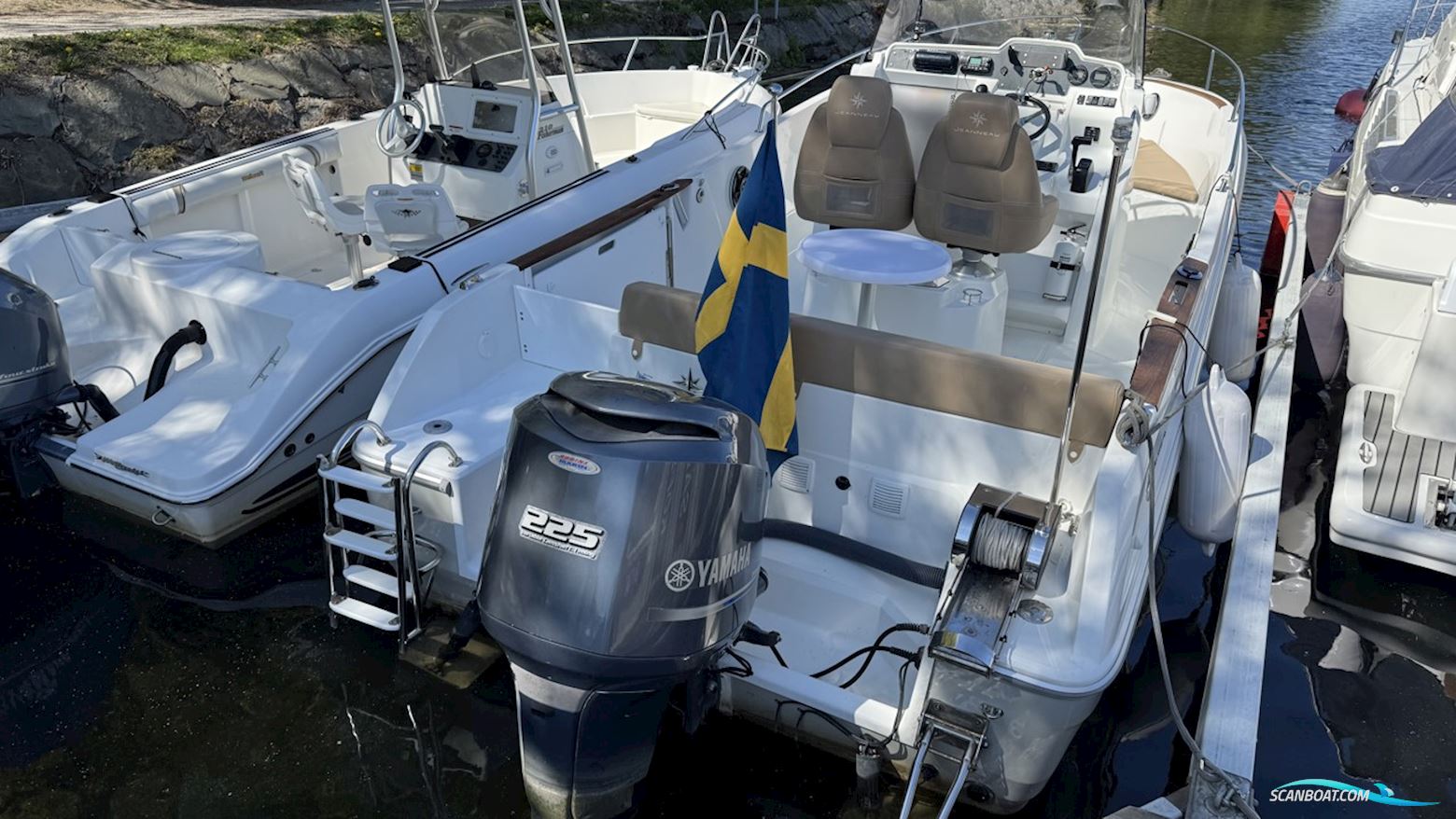 Jeanneau Motorbåt Cap Camarat 7.5 CC