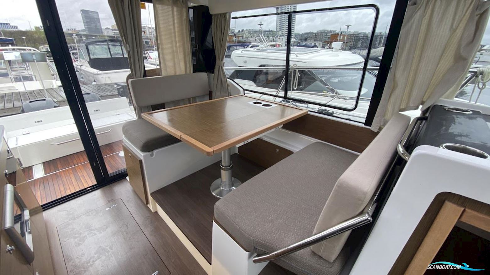 Jeanneau Motorbåt Merry Fisher 1095