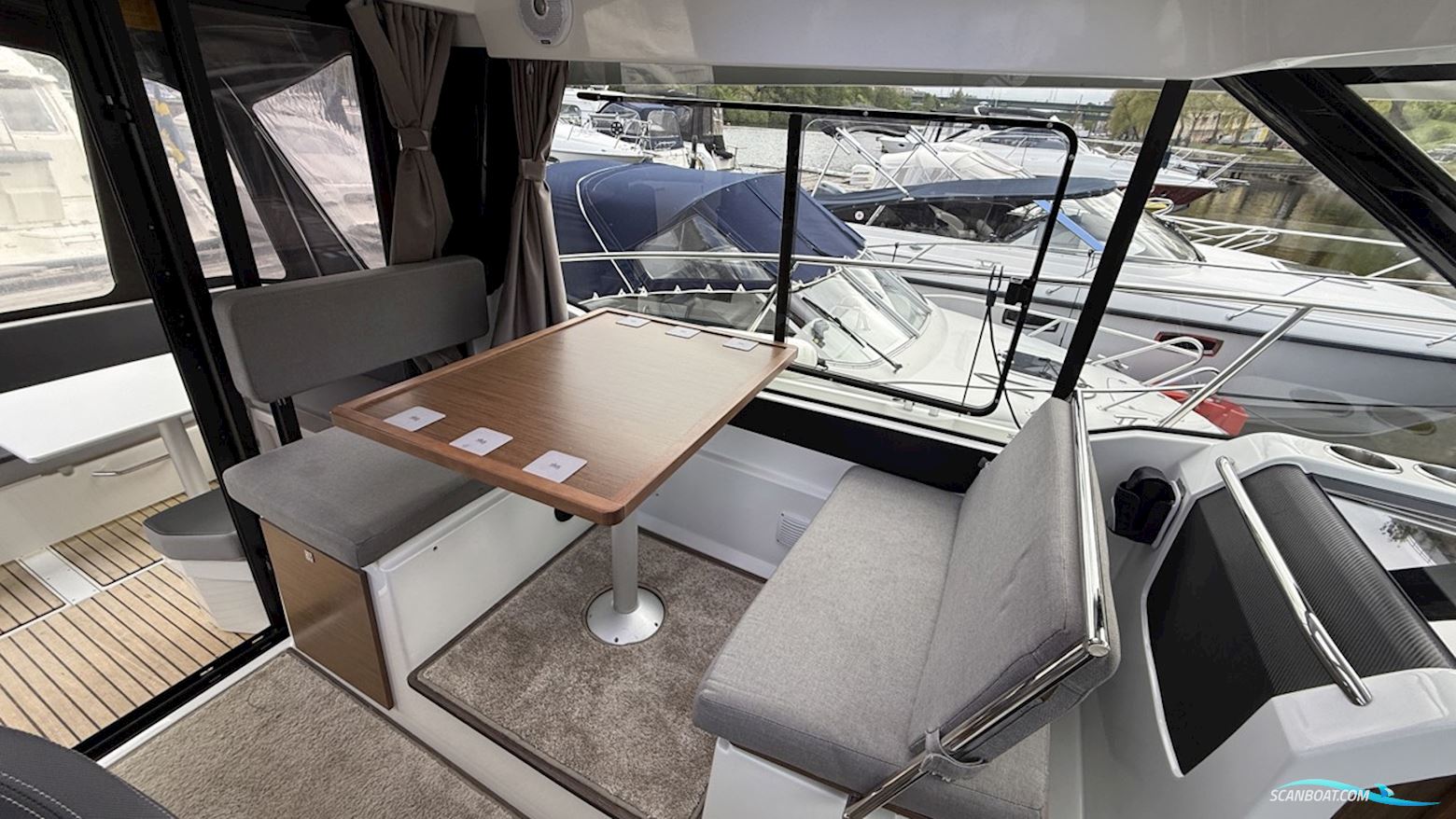 Jeanneau Motorbåt Merry Fisher 895