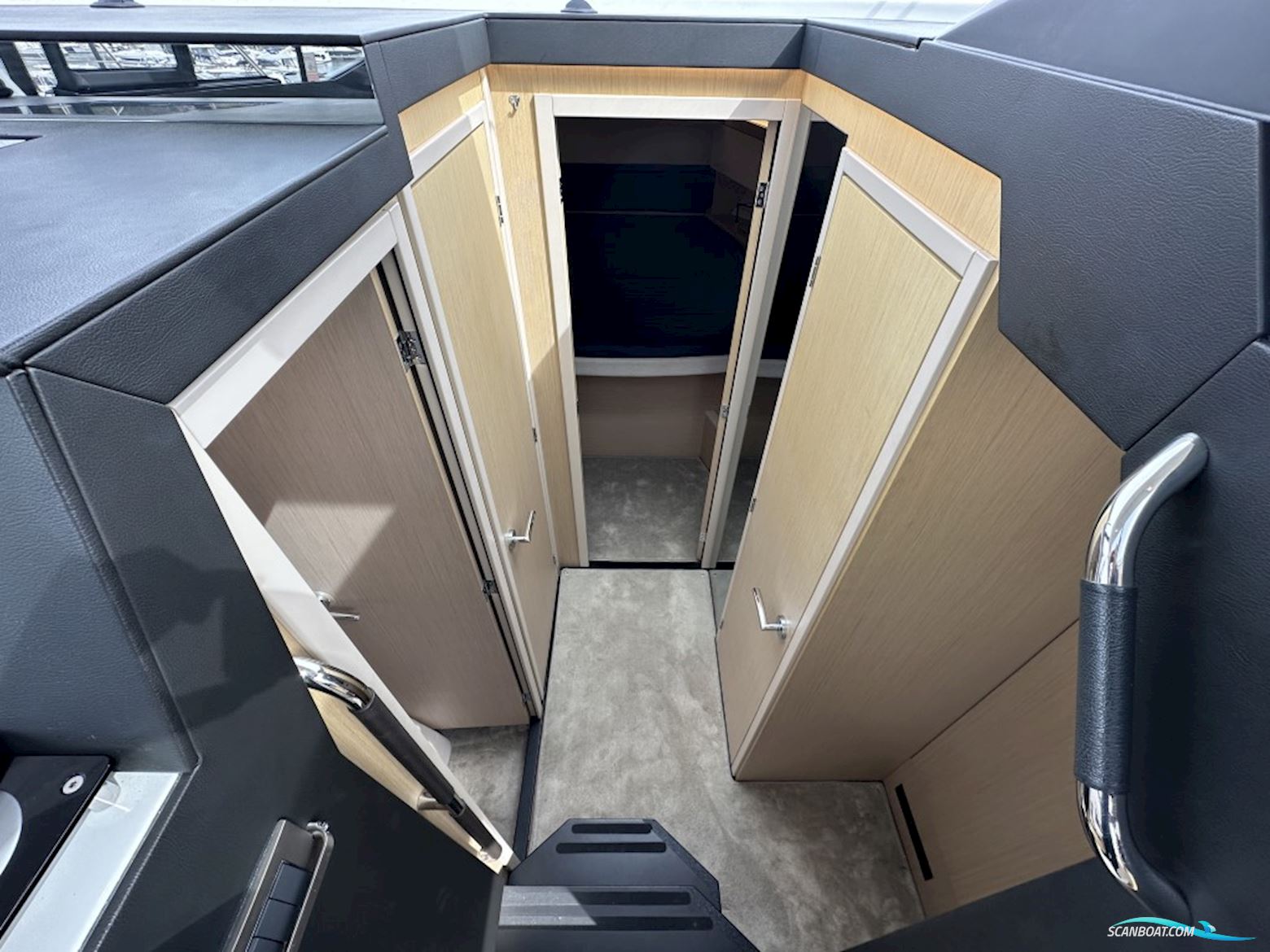 Jeanneau NC 37