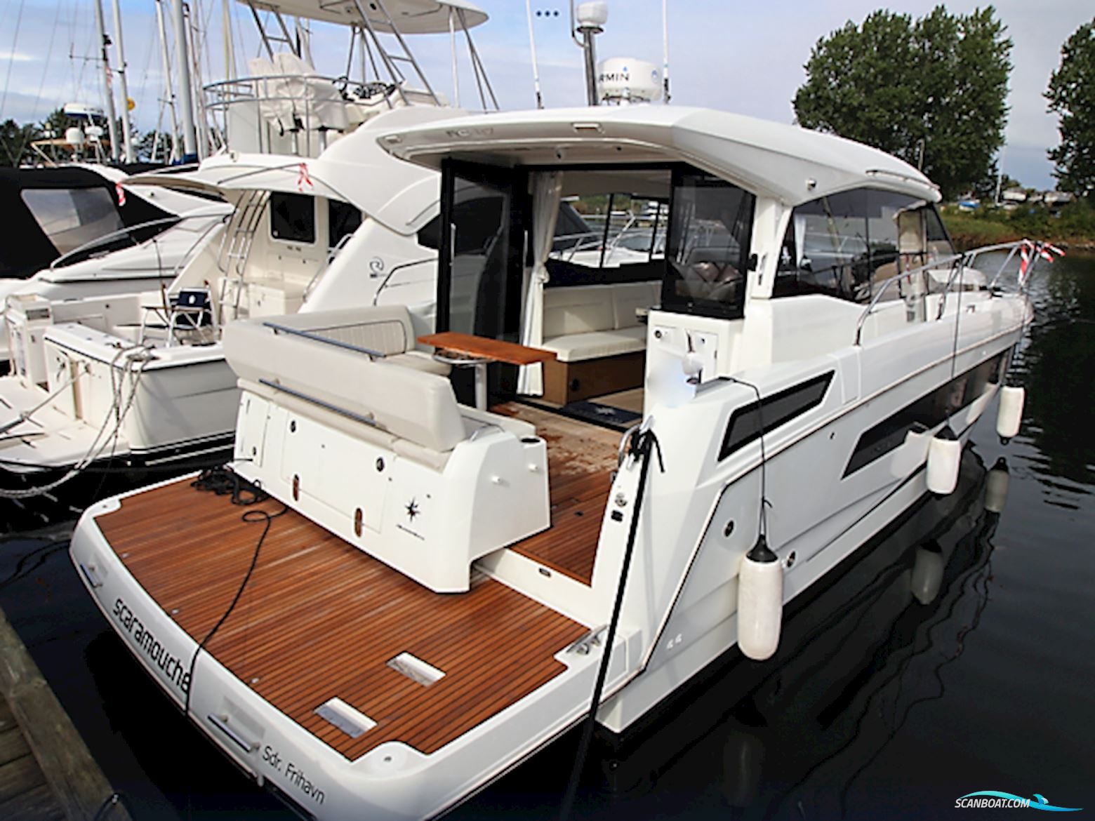 Jeanneau NC 37