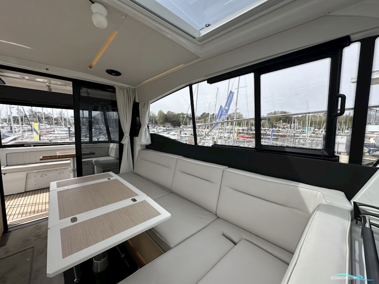 Jeanneau NC 37