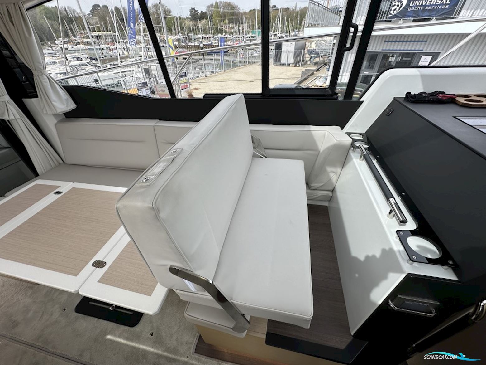 Jeanneau NC 37