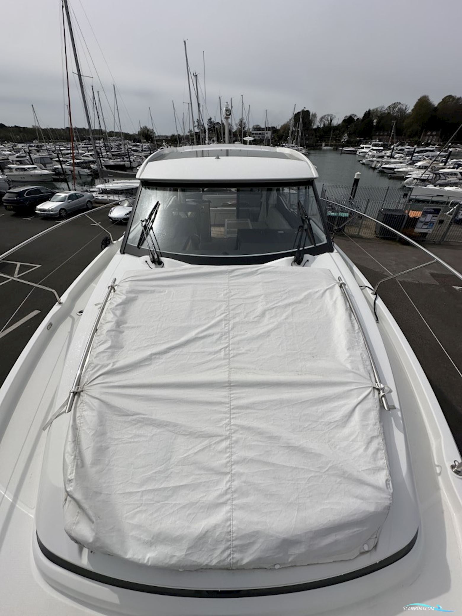 Jeanneau NC 37