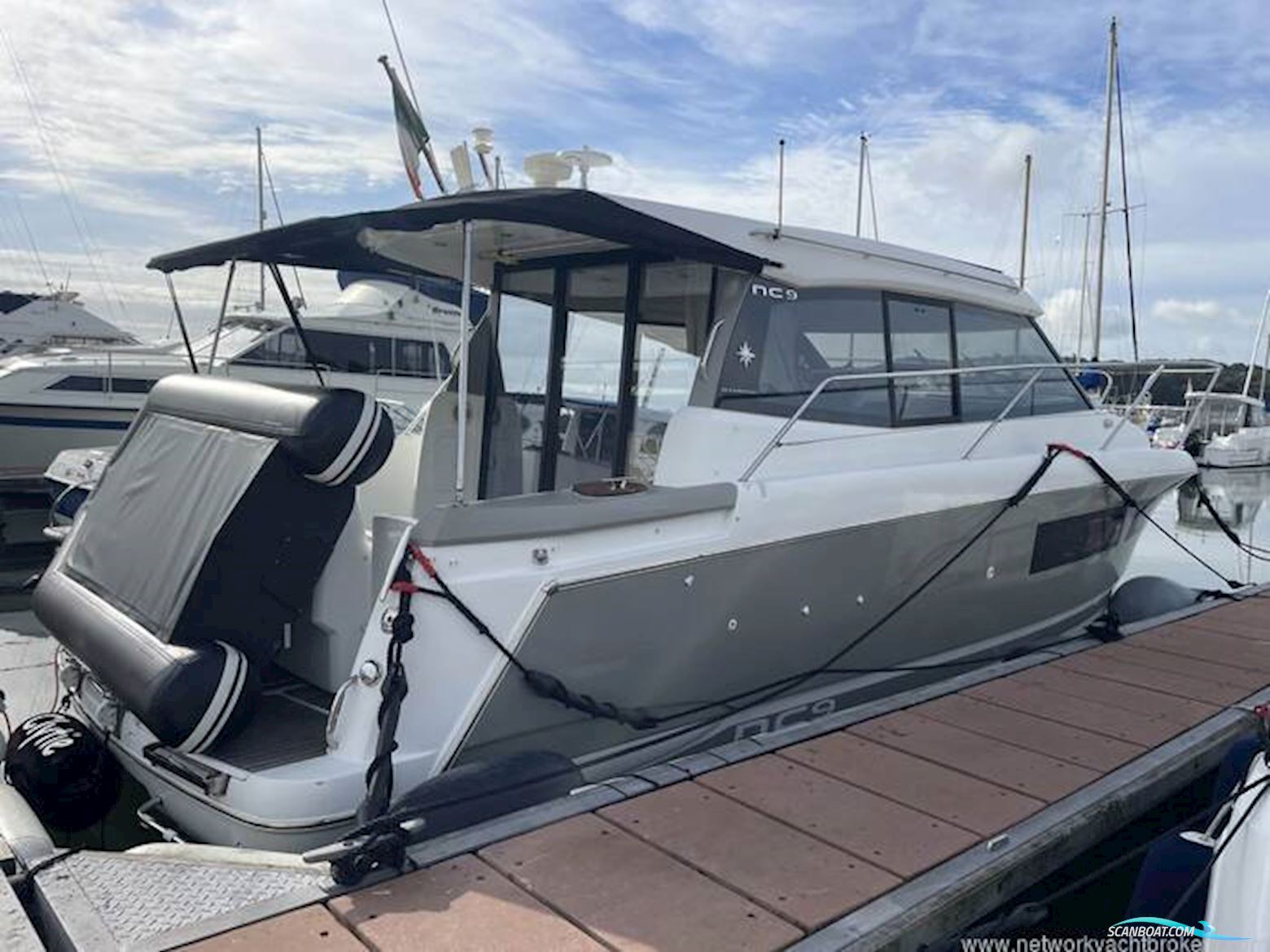 Jeanneau NC 9