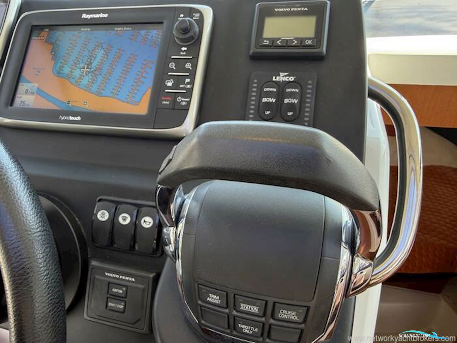 Jeanneau NC 9