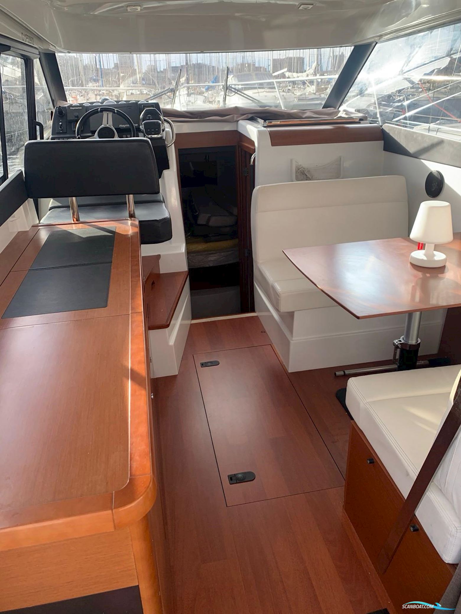 Jeanneau Nc9 Avec Place