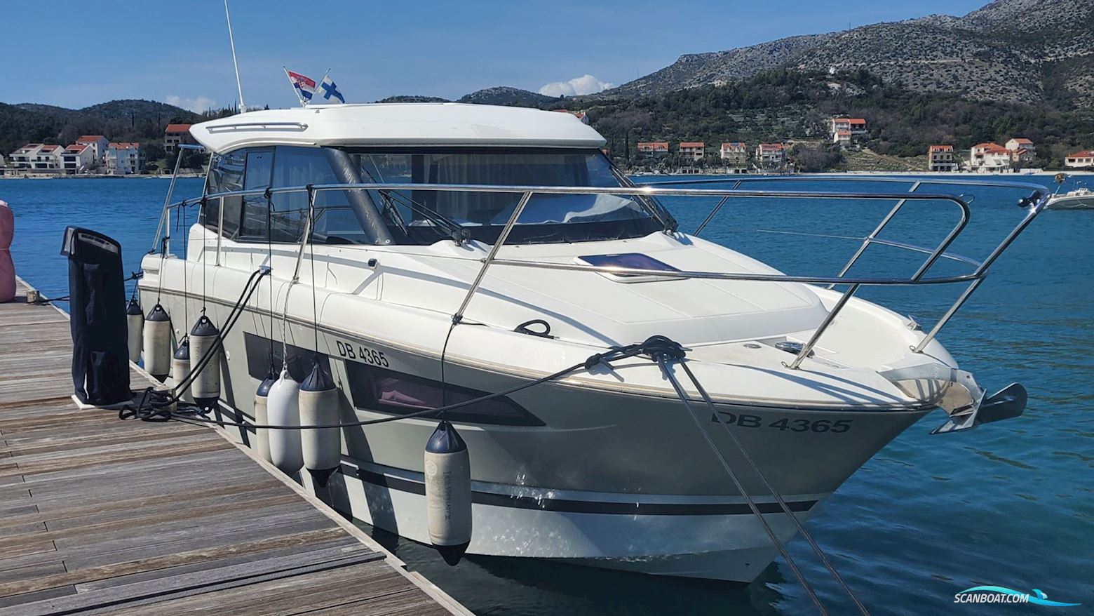 Jeanneau NC9 Motorbåt 2018, med Volvo Penta D4-260DP motor, Kroatien