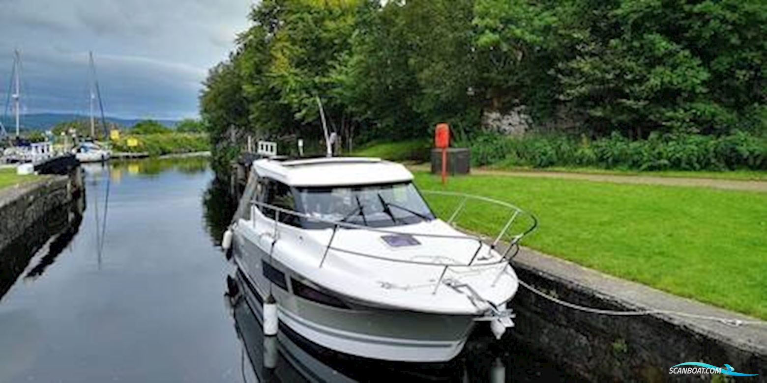 Jeanneau NC9 Motorbåt 2016, med Volvo Penta D4 motor, England