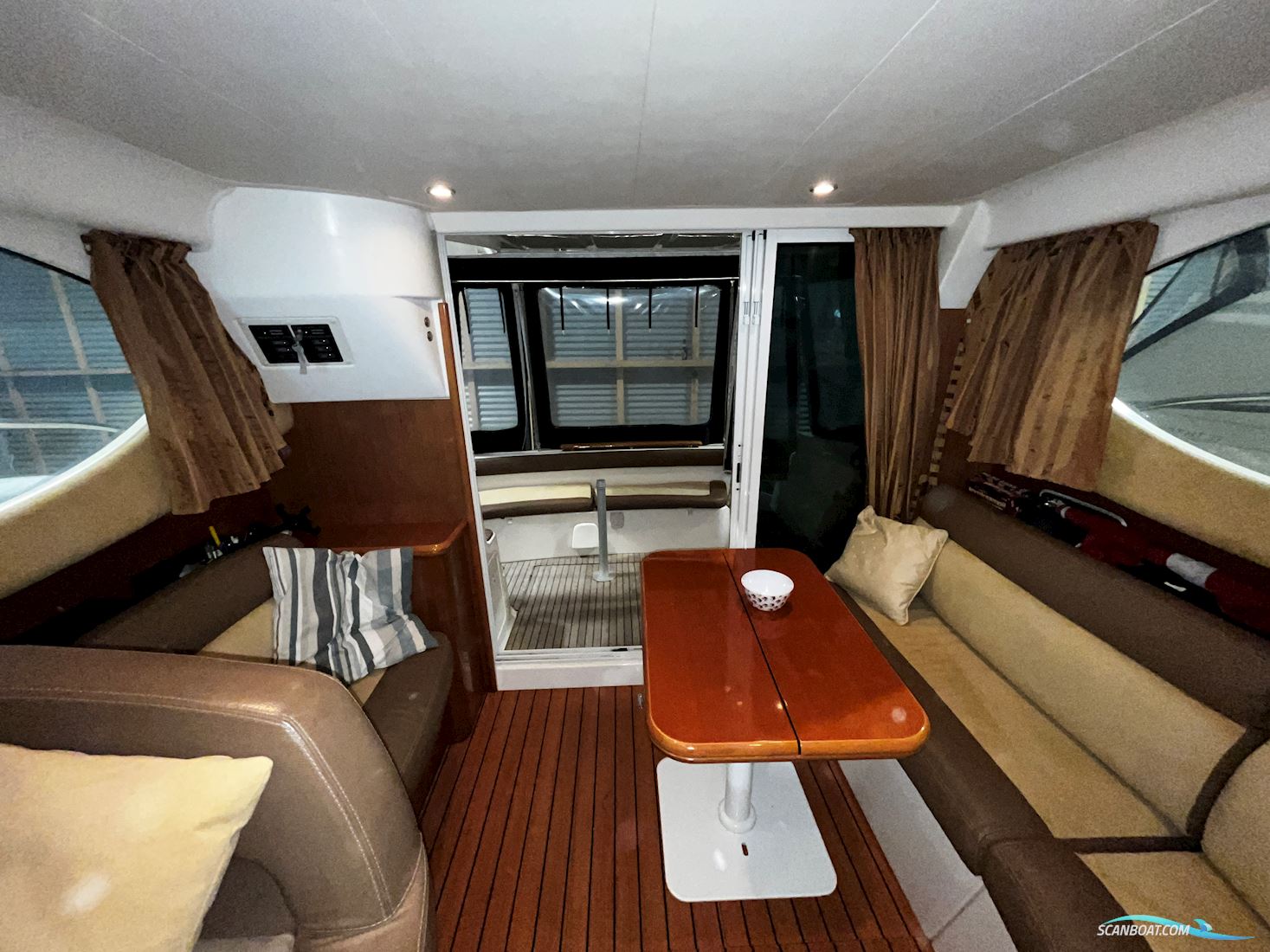 Jeanneau Prestige 32 Fly