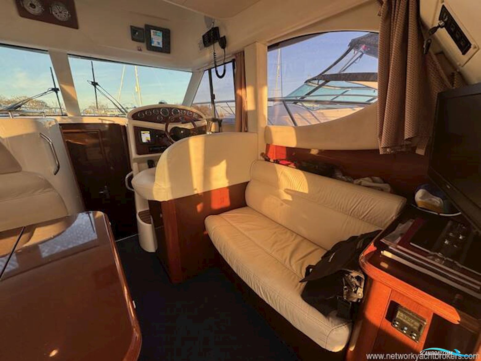 Jeanneau Prestige 32