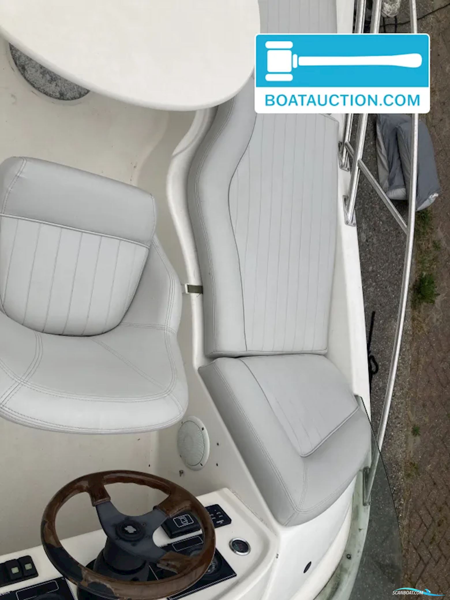 Jeanneau Prestige 32