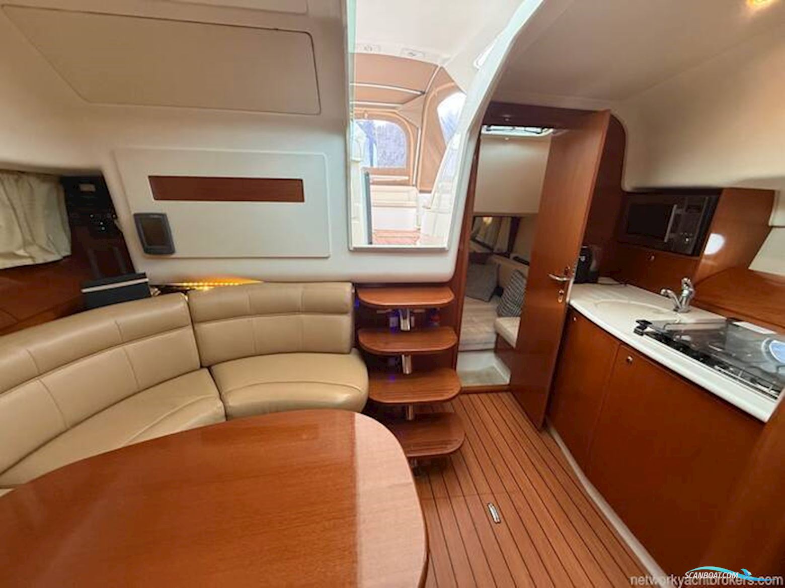 Jeanneau Prestige 34 S Hardtop