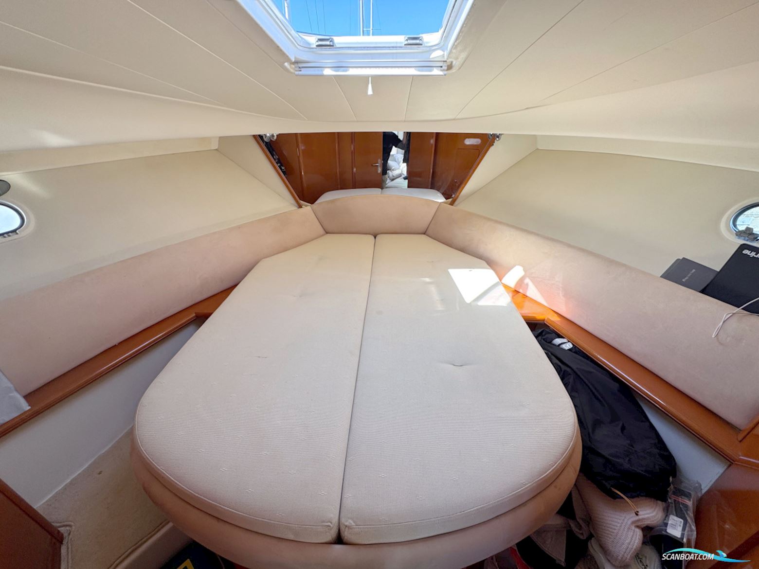 Jeanneau Prestige 34S Volvo Penta D4-260 Evc