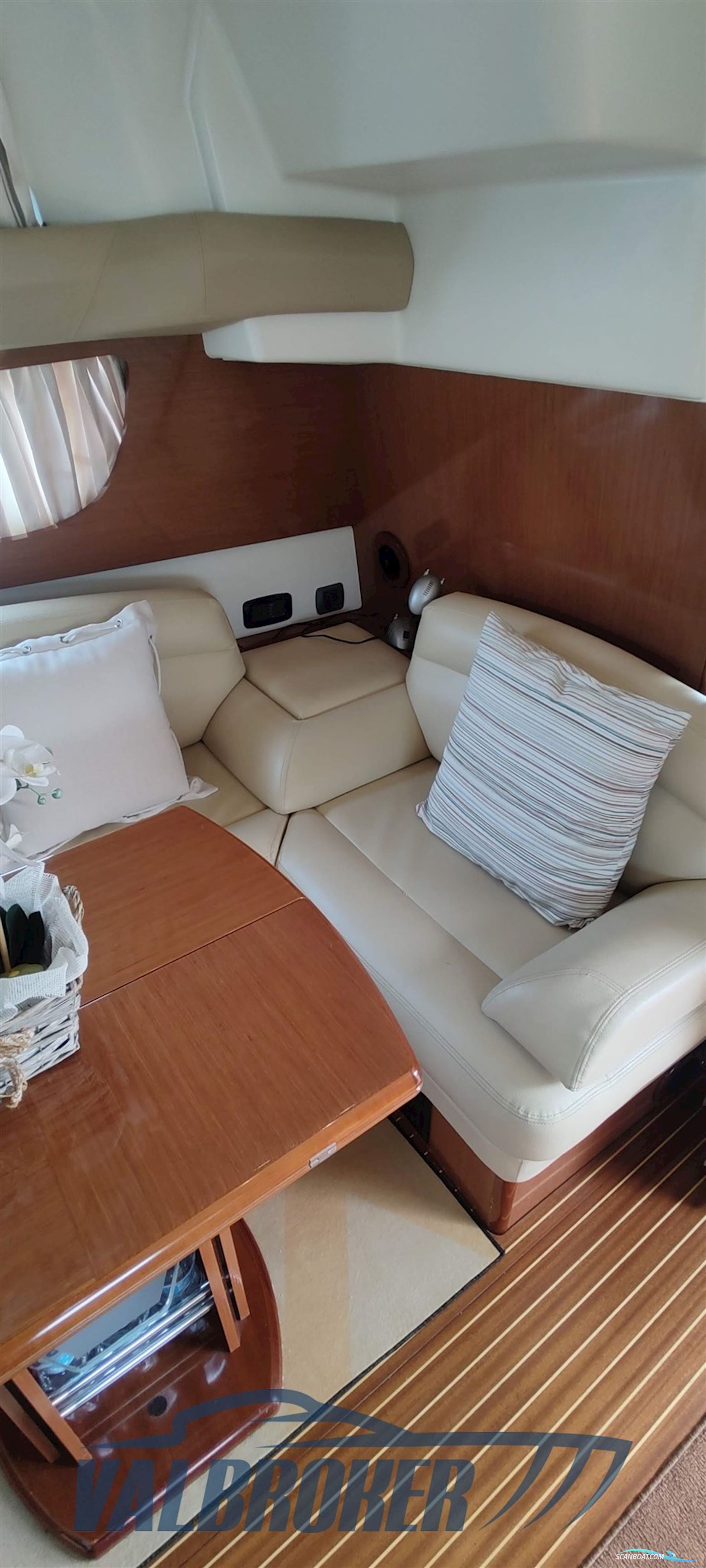 Jeanneau Prestige 42 Fly