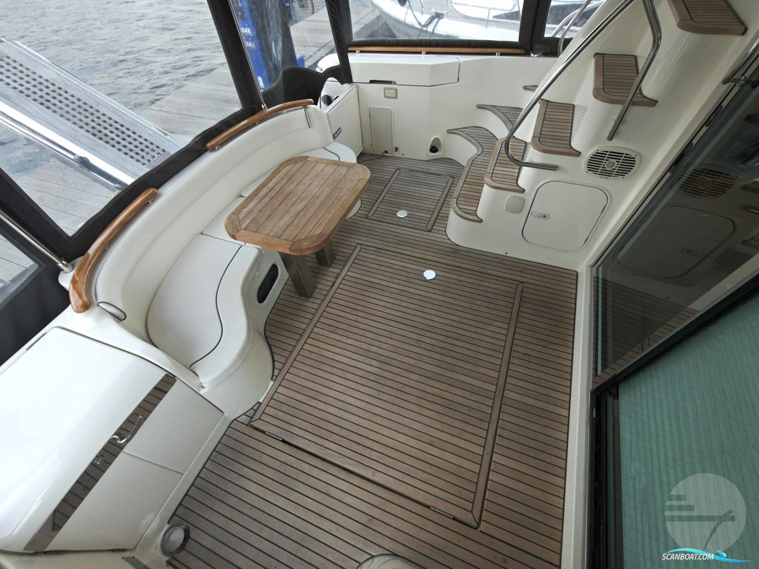 Jeanneau Prestige 46 Flybridge