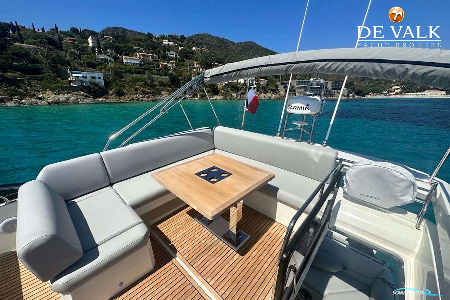 Jeanneau Prestige 50.