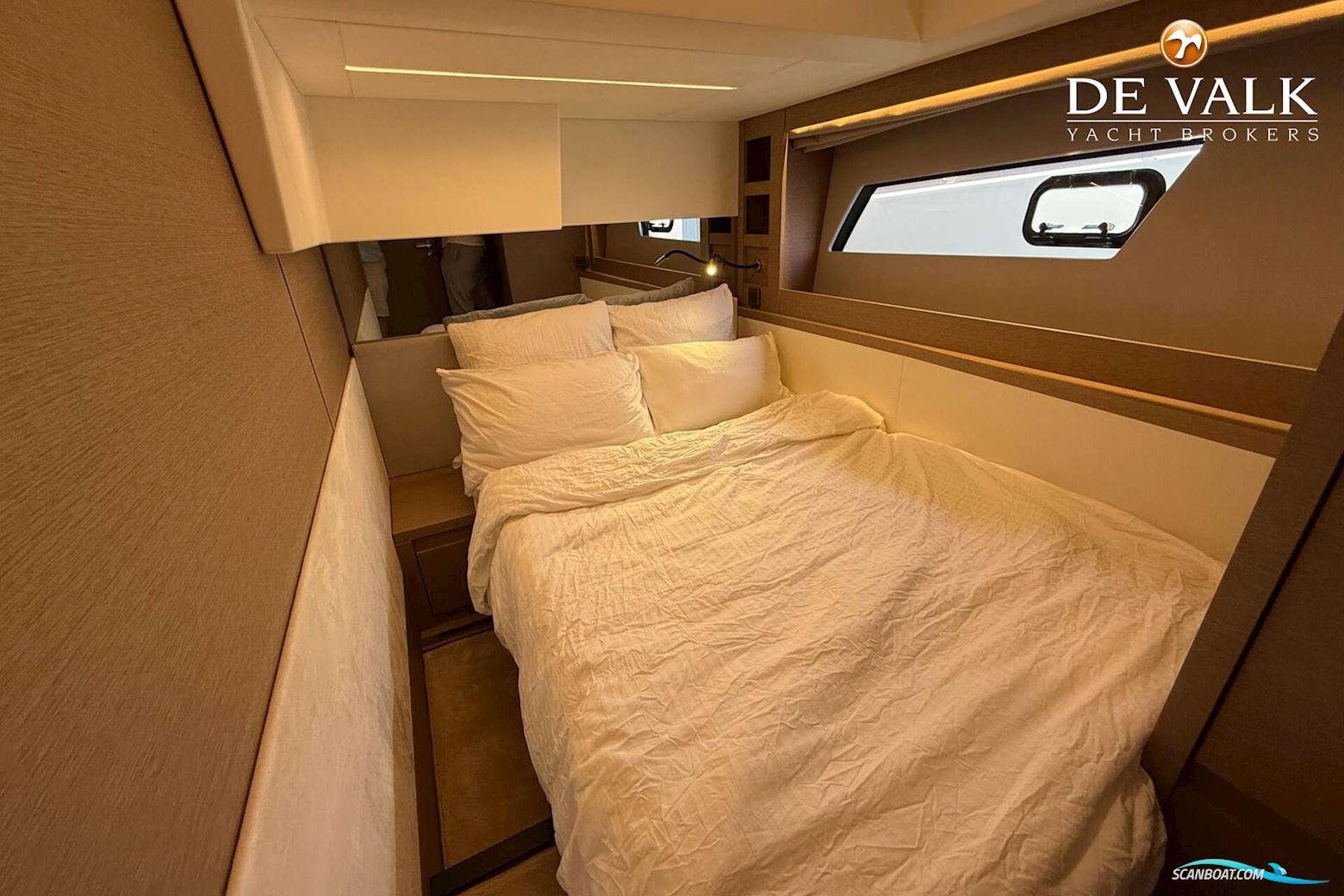 Jeanneau Prestige 50.