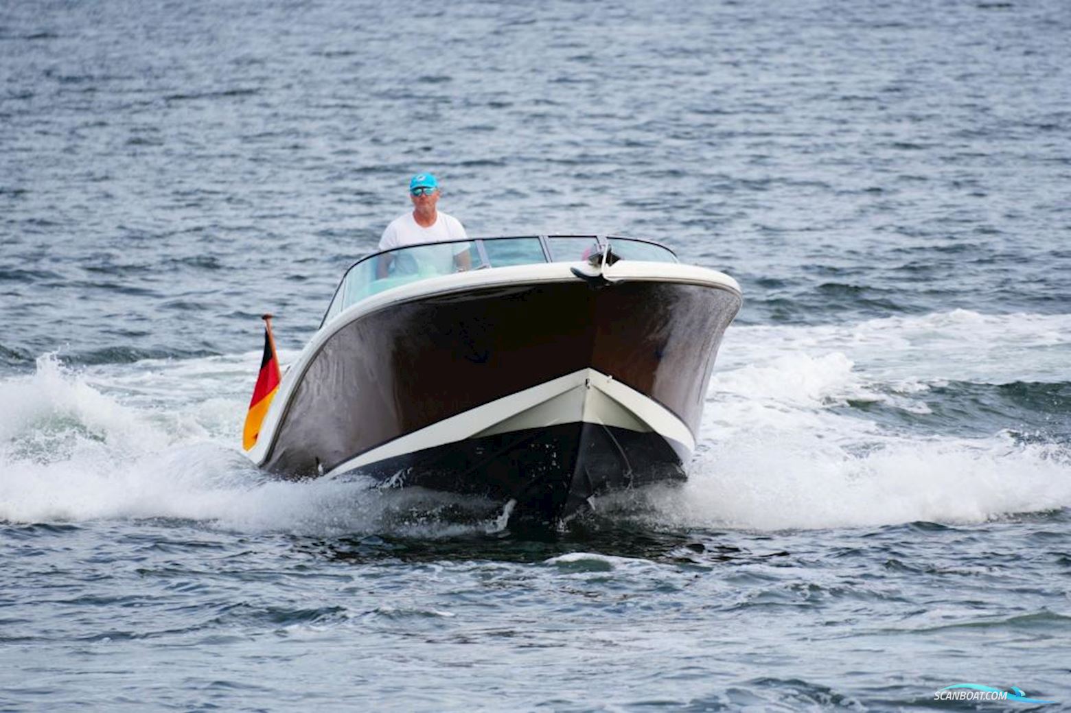 Jeanneau Runabout 755