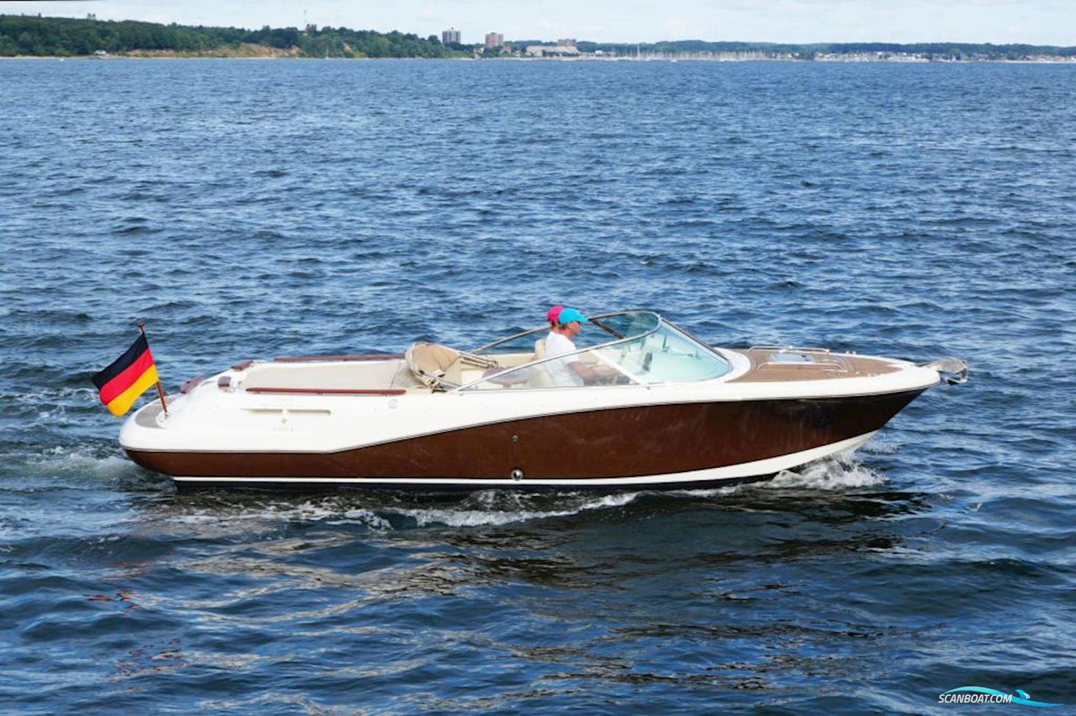 Jeanneau Runabout 755