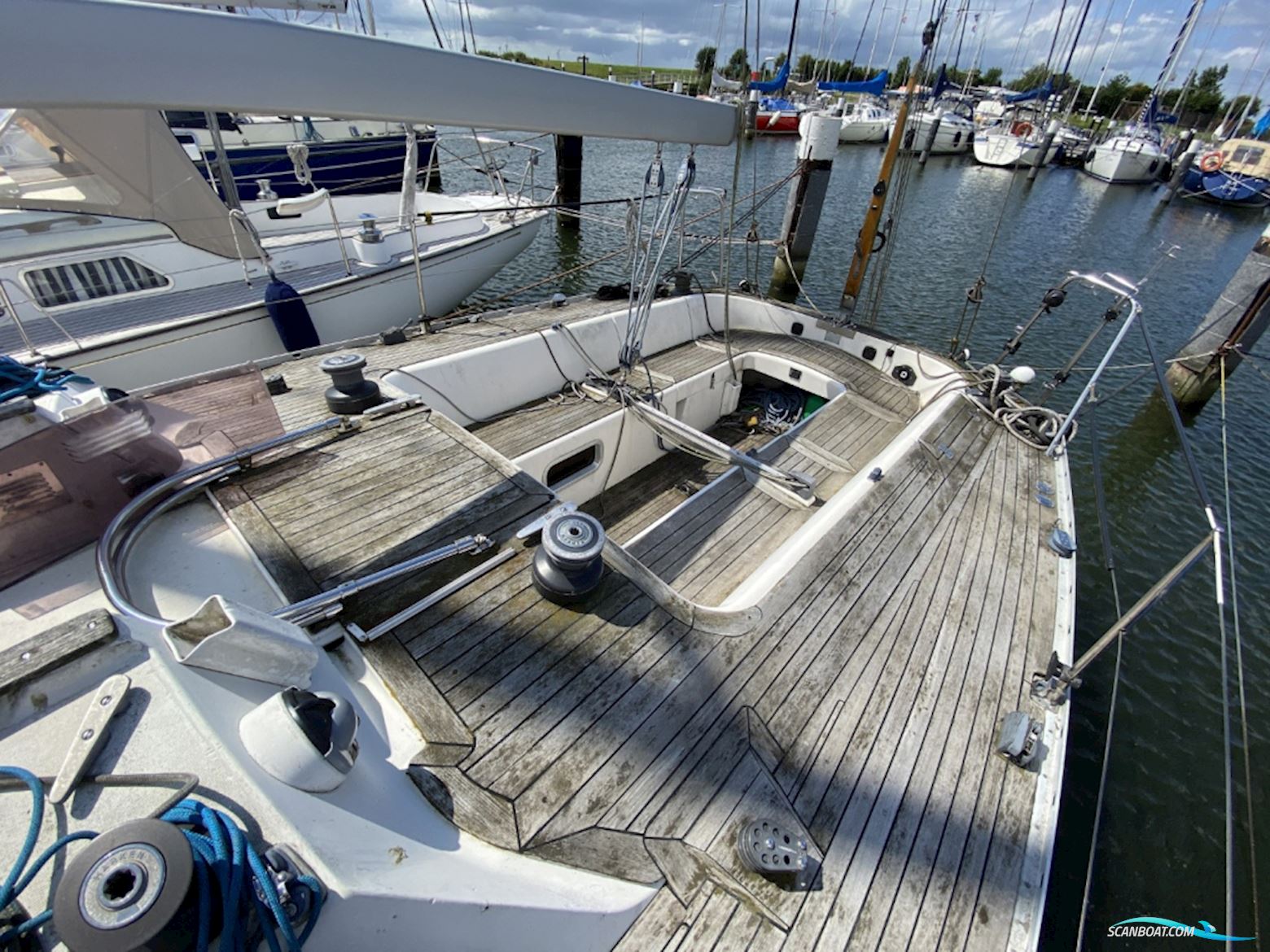 Jeanneau Selection 37