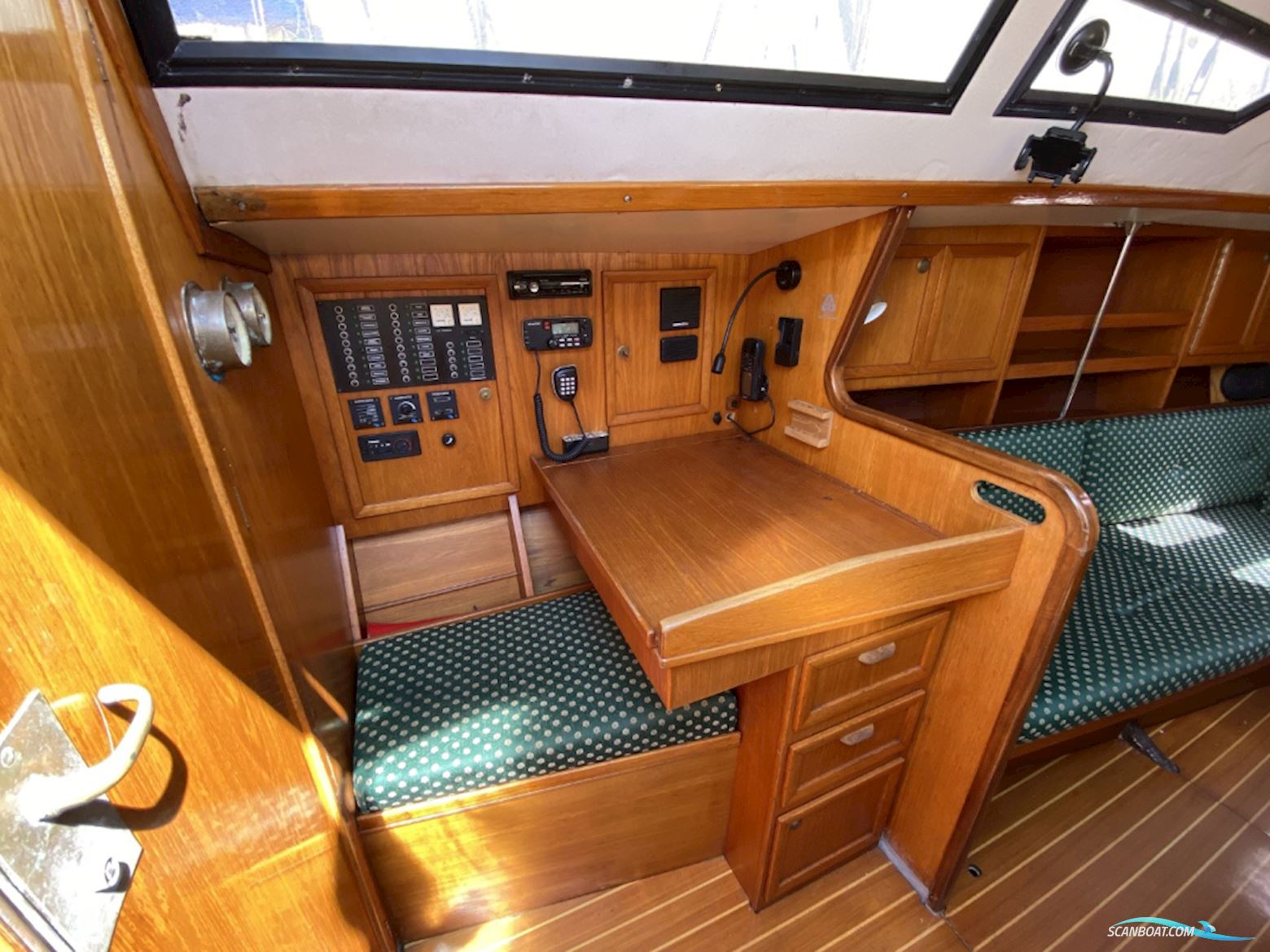 Jeanneau Selection 37