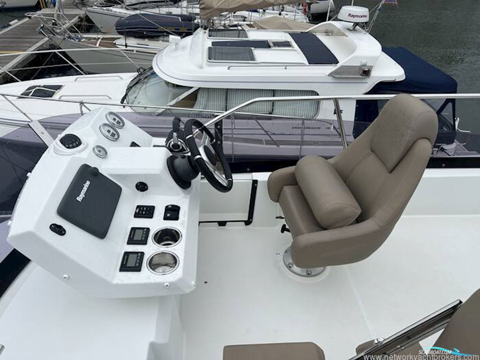 Jeanneau Velasco 37