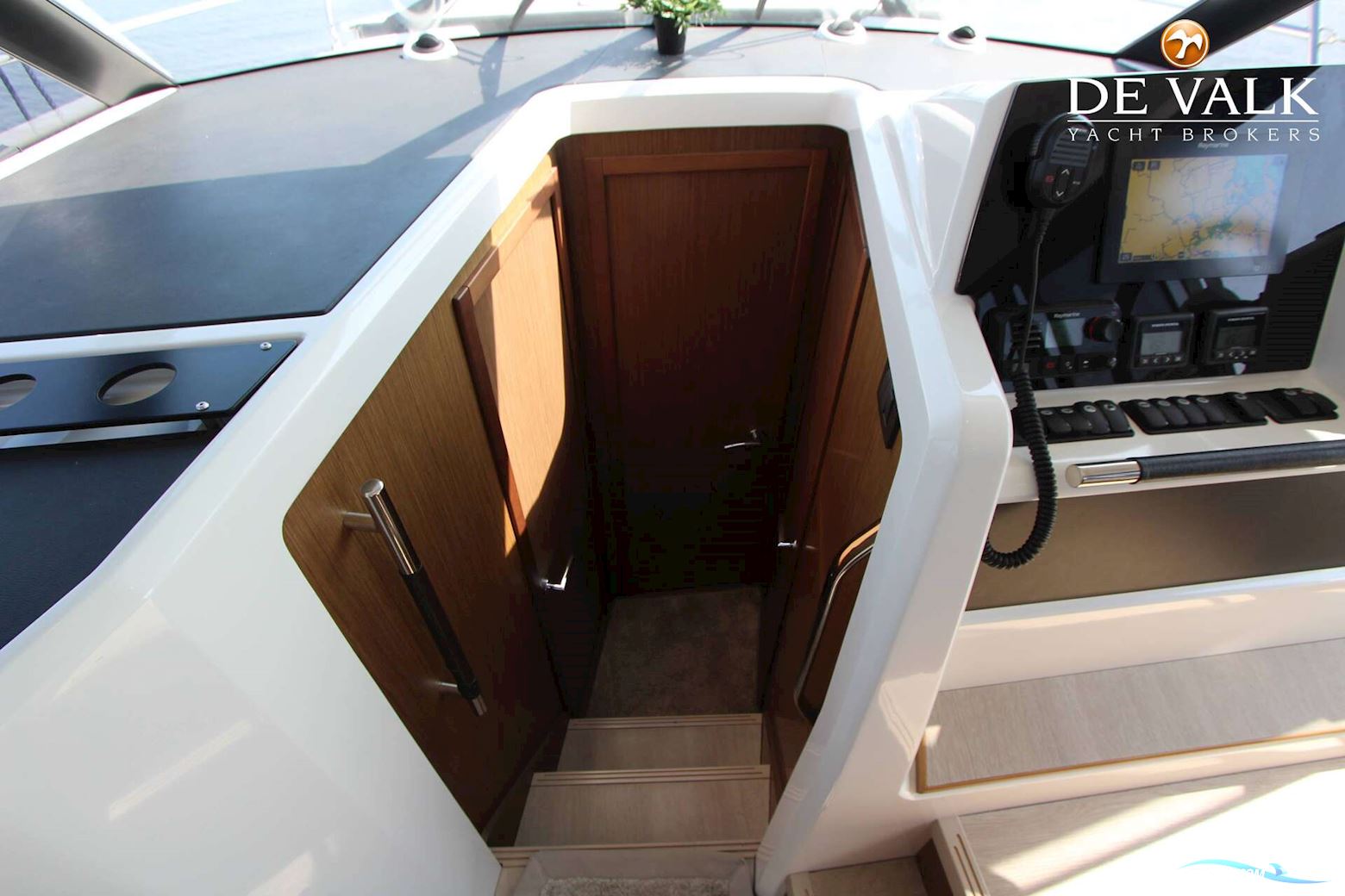 Jeanneau Velasco 37F