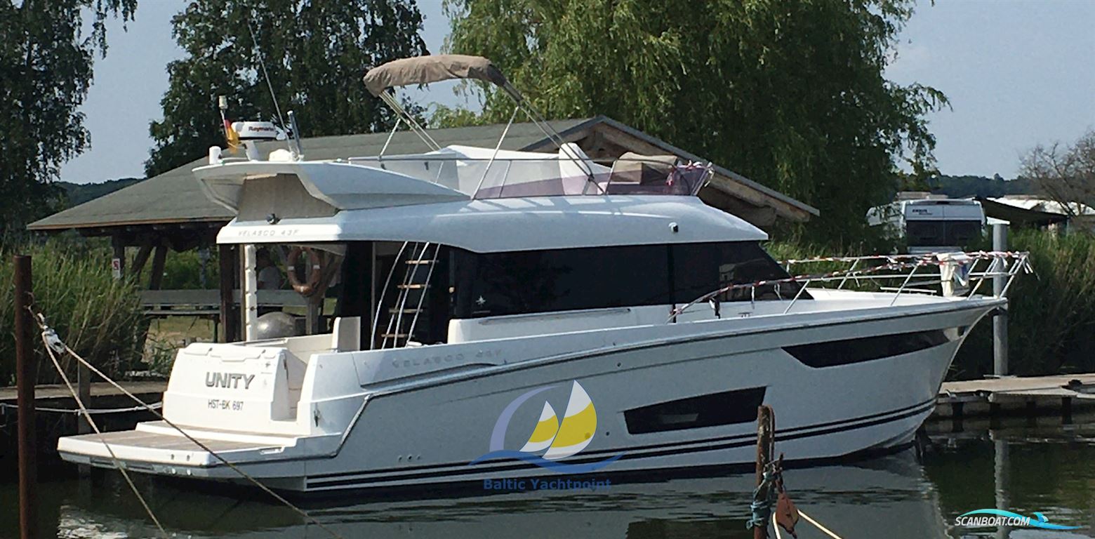 Jeanneau Velasco 43F Motorbåt 2015, med Cummins Qsb 6,7 motor, Tyskland