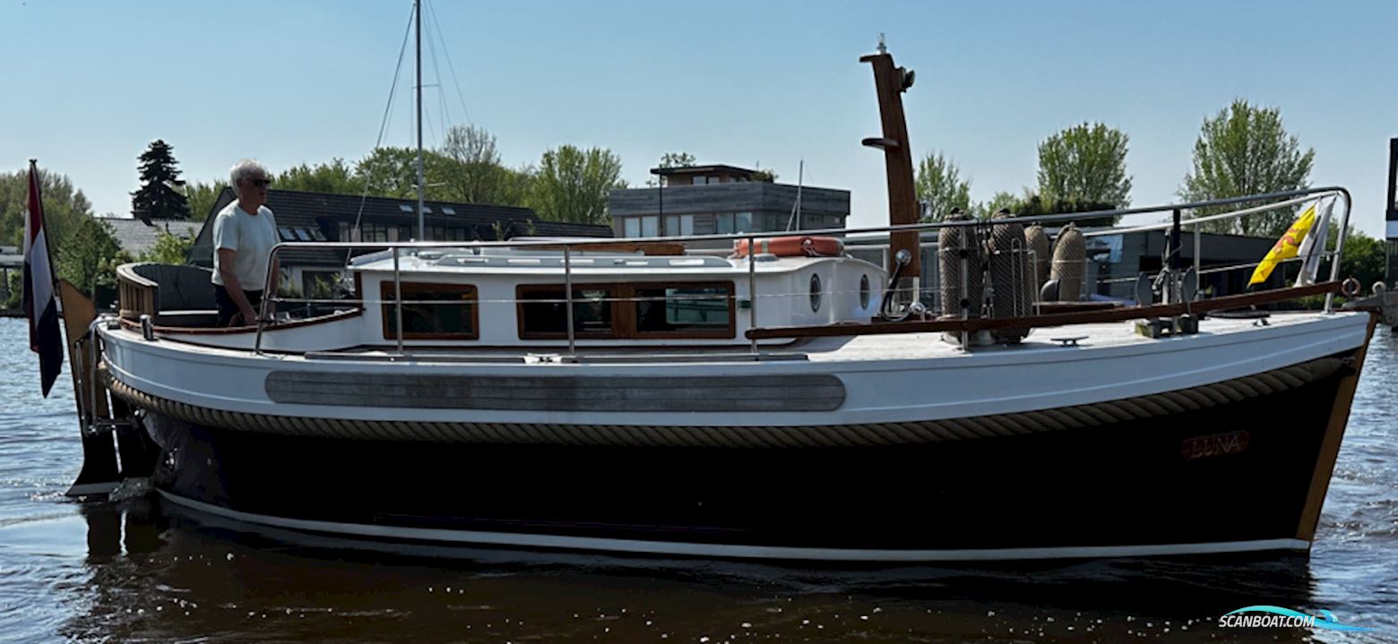 KAJUITSLOEP Ex-reddingssloep