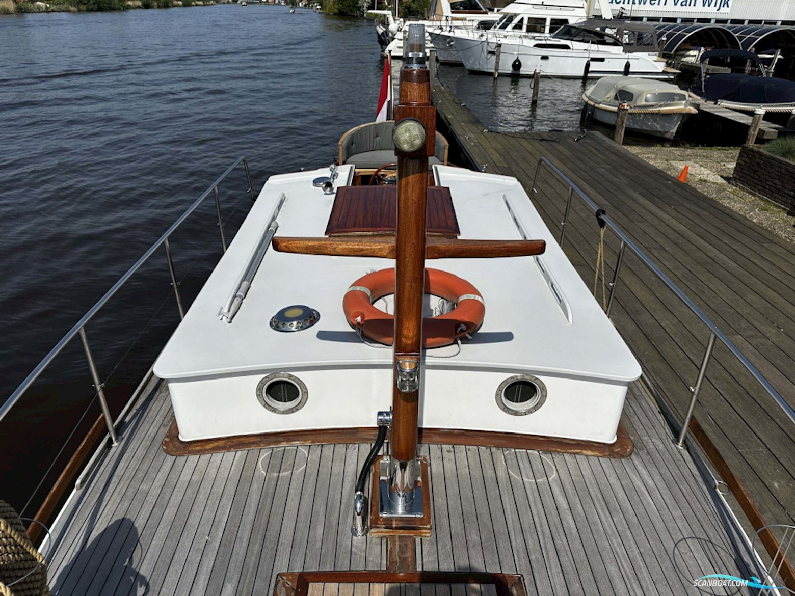 KAJUITSLOEP Ex-reddingssloep