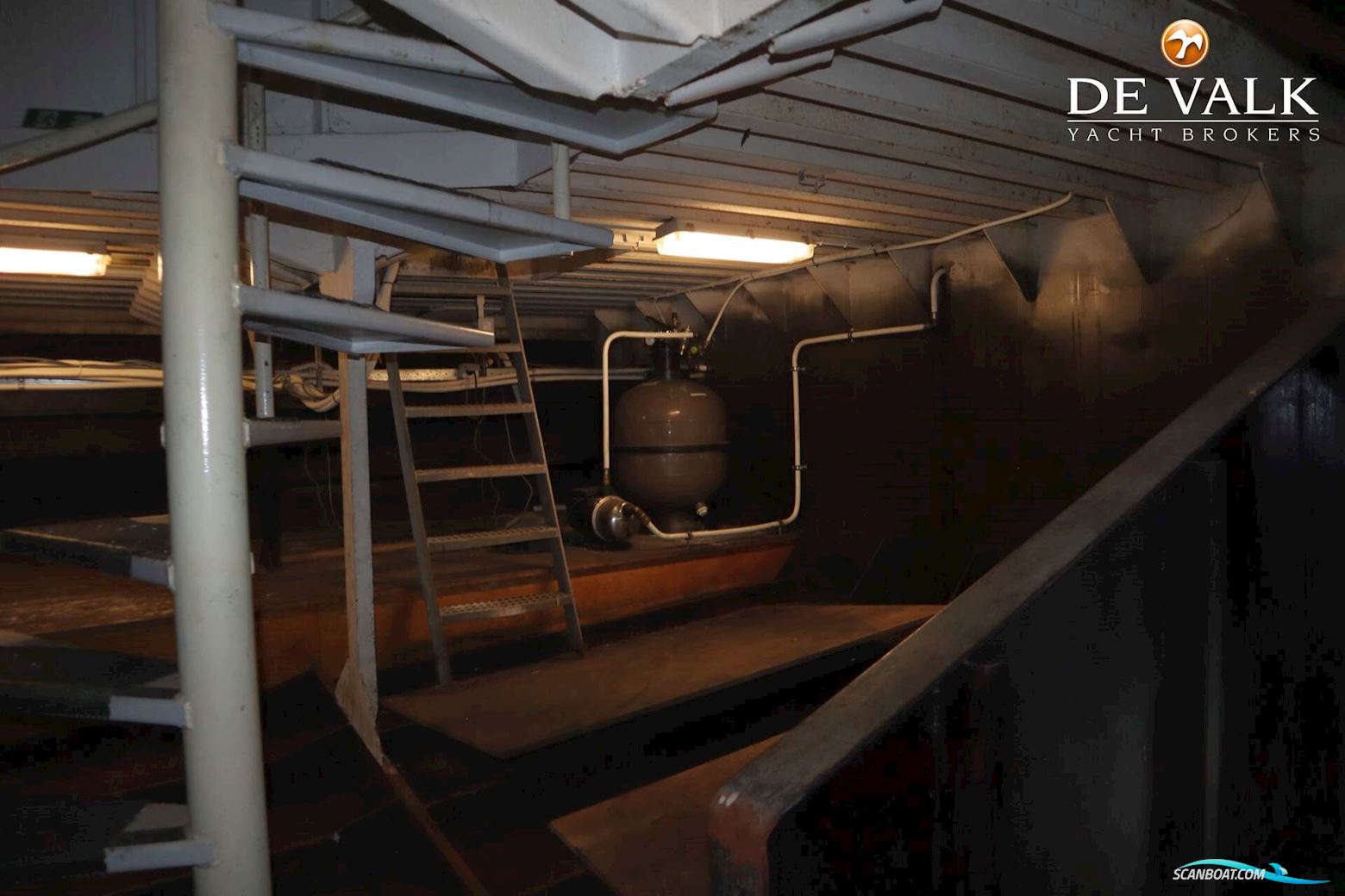 Kantoorschip/Officeship Antoon Van Dijck